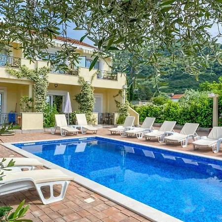 Luxurious Aria Budva