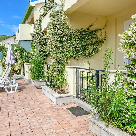 Apartment Luxurious Aria