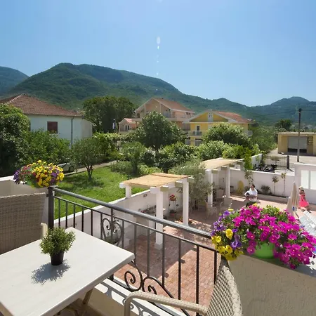 Luxurious Aria Apartment Budva