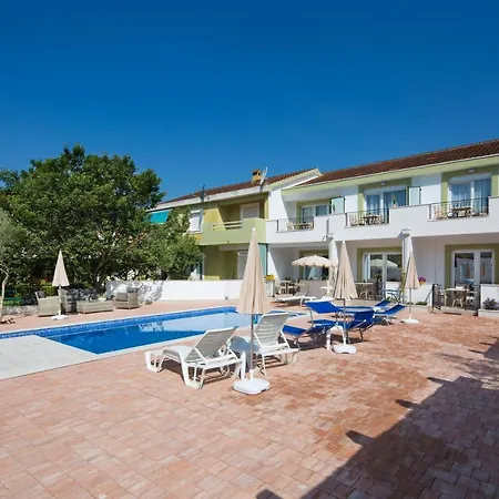 Luxurious Aria Apartman
